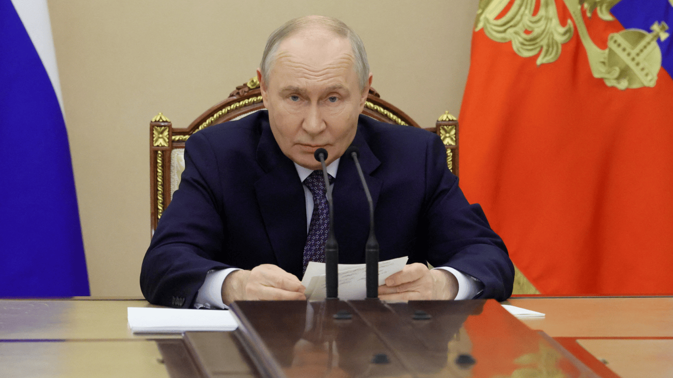 Путін сказав Трампу, що готовий оголосити перемир'я на 9 травня