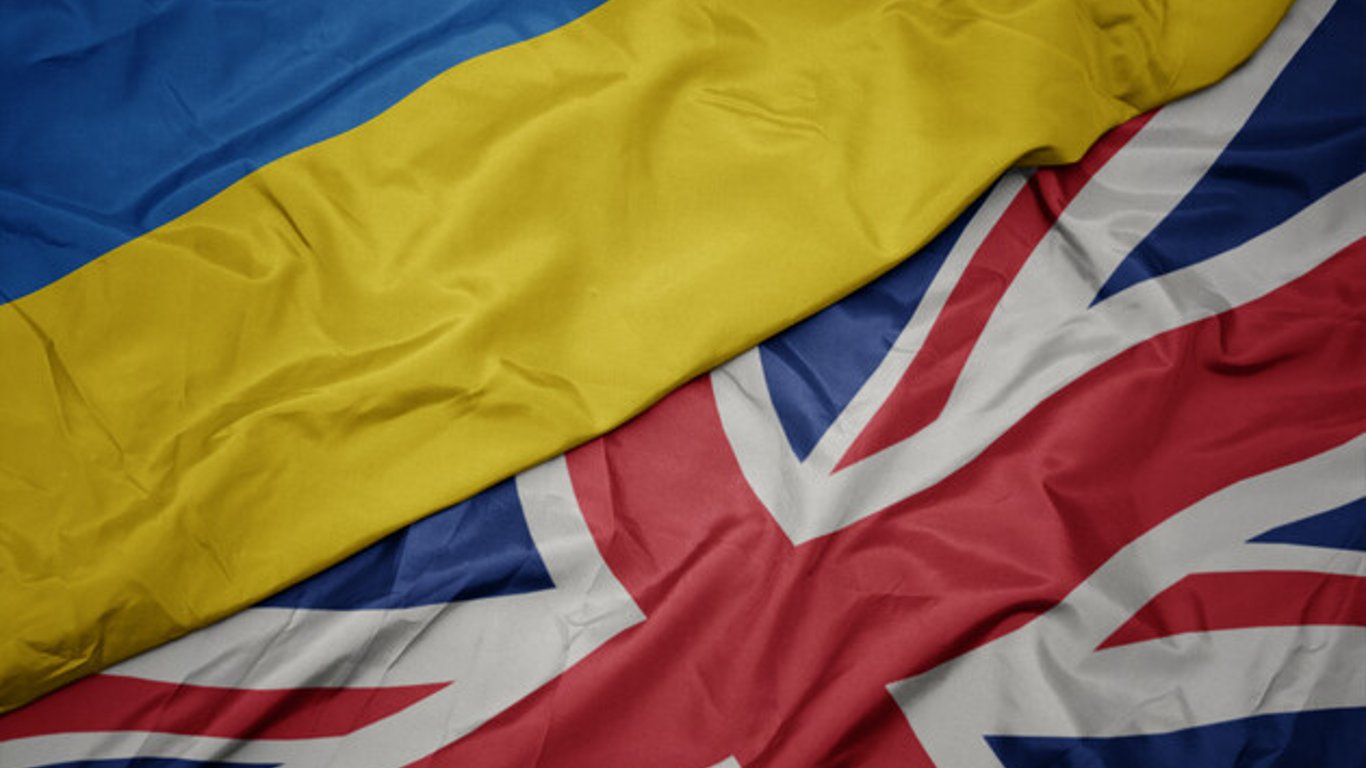 Британські банки закривають рахунки фірм, які торгують з Україною, — Politico