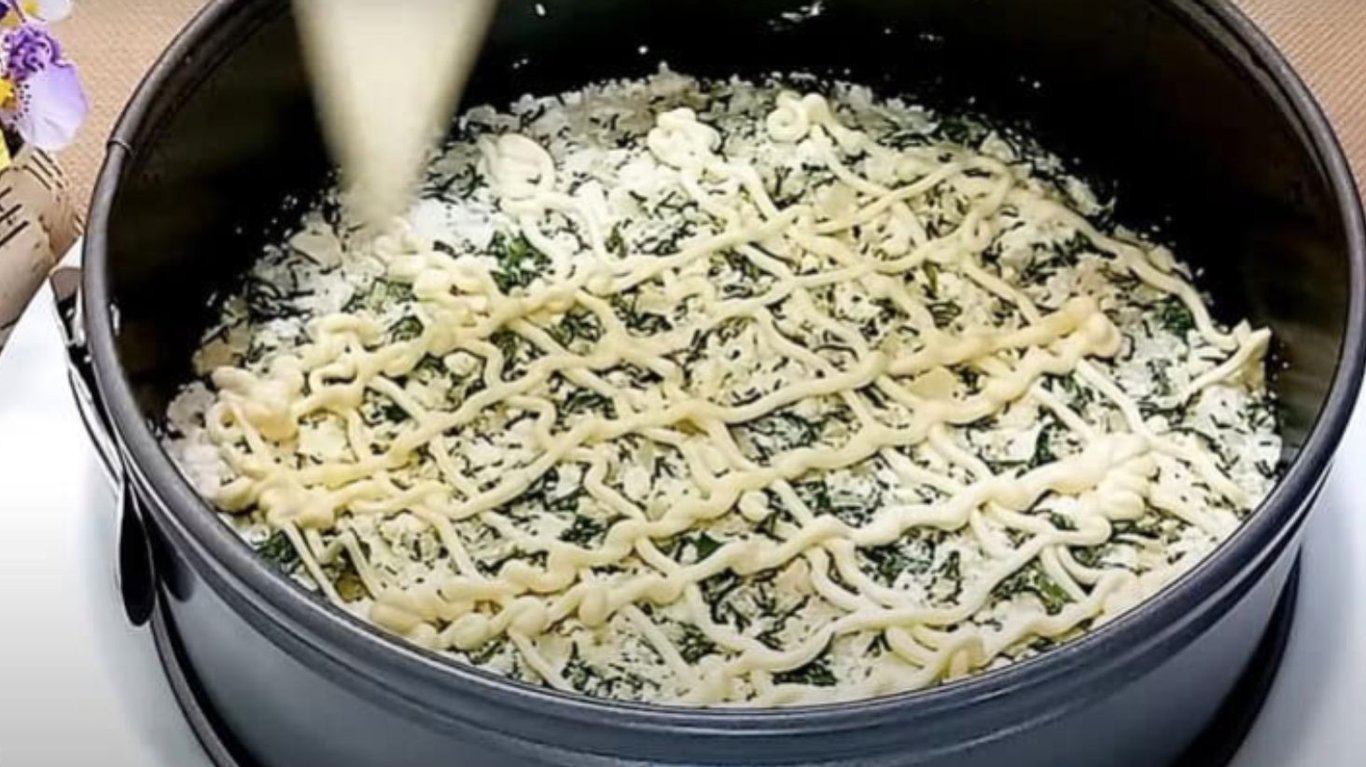 салат Великдень, який ідеальний після посту, ситний та насичений