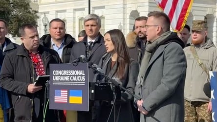 Конгресмен закликав США підтримати закон про допомогу Україні - 290x160