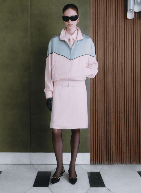 Слінгбеки, що мають сміливий вигляд