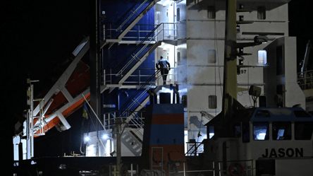 Финляндия задержала экипаж судна по делу о повреждении кабеля - 285x160