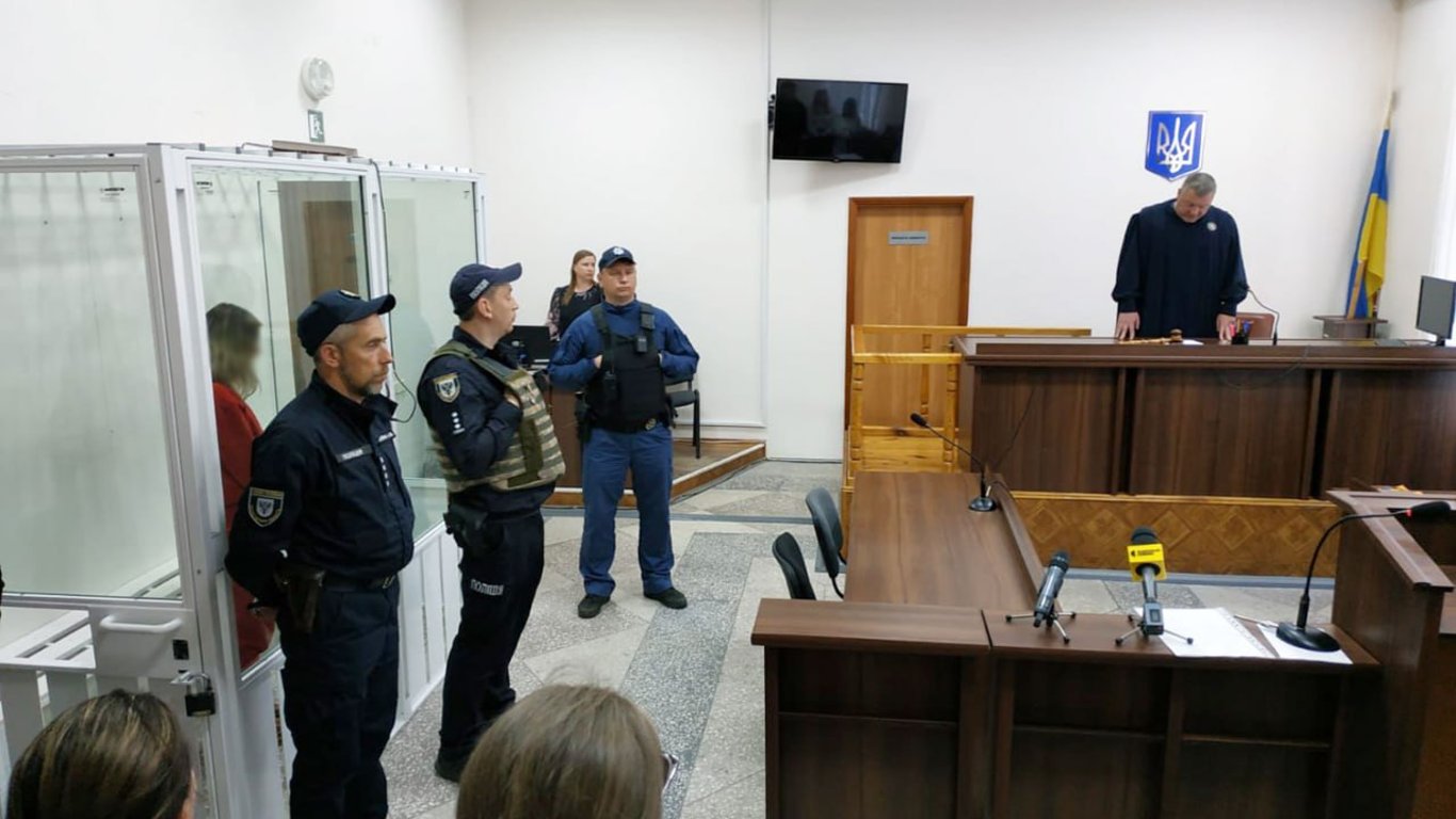 Заарештували підозрюваних у вбивстві подружжя киян та їх малолітнього сина на Чернігівщині