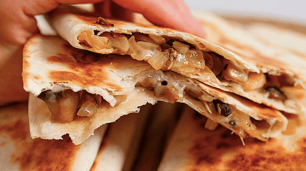 Сніданок "За копійки" — швидкий рецепт з лаваша за 5 хвилин - 285x160