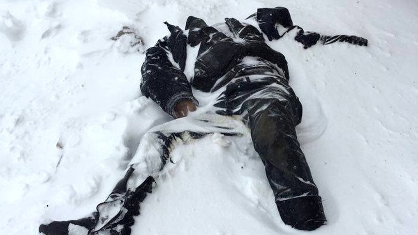 У сніговому заторі на Одещині загинув військовий, — МВС