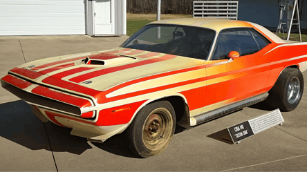 Hot Wheels для взрослых: в старом гараже нашли уникальный американский спорткар 70-х - 285x160