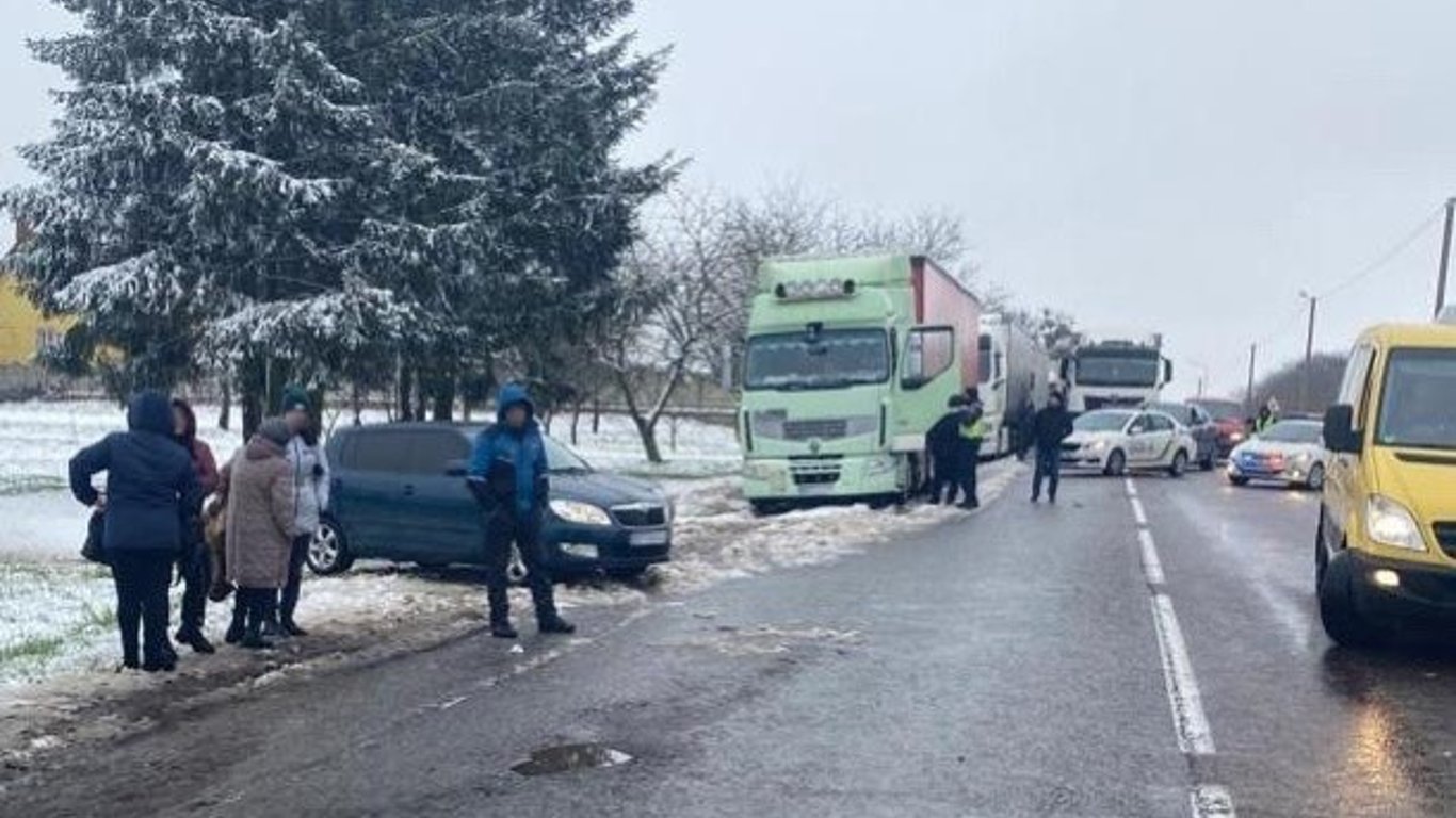 У Львівській області водій насмерть збив чотирирічного хлопчика