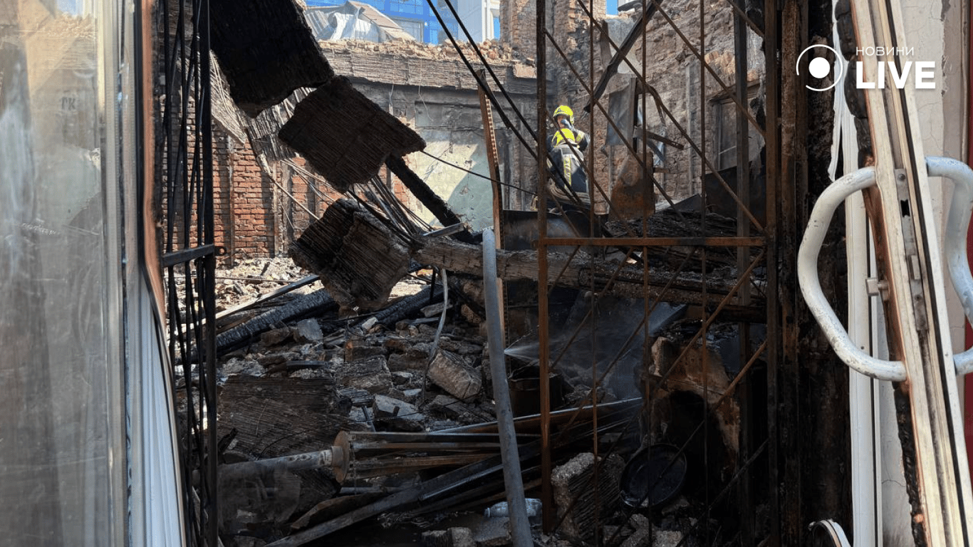 Одеський Привоз — що залишилося після російської атаки (фото) - фото 11