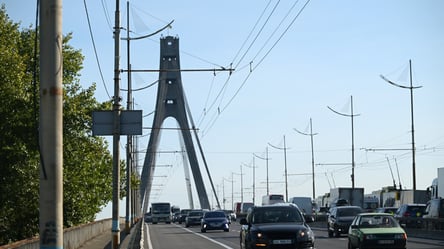 В Киеве изменили правила движения по мостам во время тревог - 304x171