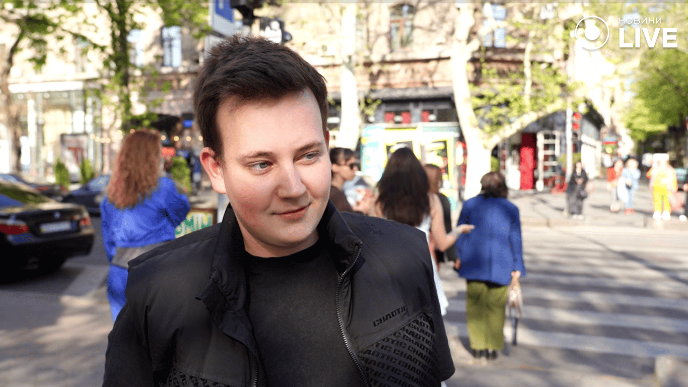 Одесит Артем про вартість медикаментів 