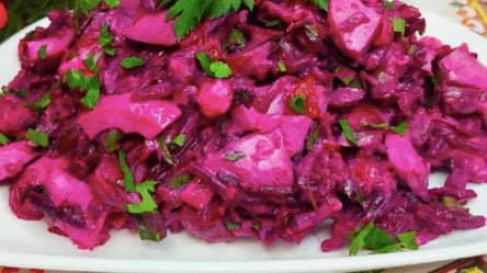 Осенний салат со свеклой "Домашний" — необыкновенно нежный рецепт - 285x160