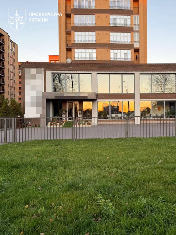 Посадовець у Хмельницькій області приховував майно