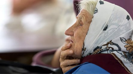 Украинцы массово потеряют пенсии: кто и при каких условиях - 285x160