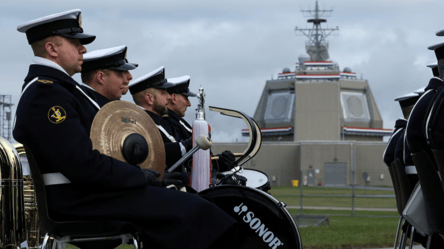 US opens air defense base in Poland to protect NATO countries - 285x160