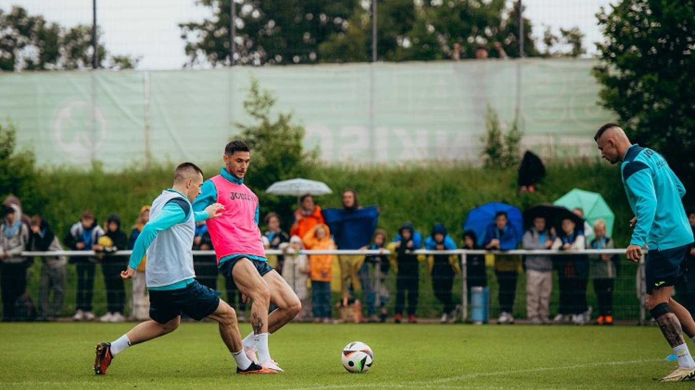 Сборная Украины