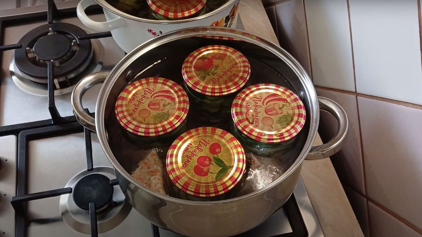 рецепт салата на зиму Нежинский