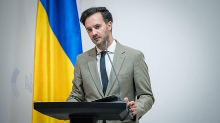 Макрон відстоюватиме позиції України у разі розмови з Путіним — МЗС - 290x160