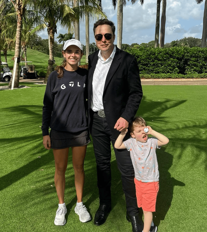 Трамп у ролі дідуся — несподівані фото від онуки - фото 3