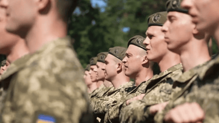 Контрактникам більше грошей та чіткі строки — а що мобілізованим - 285x160