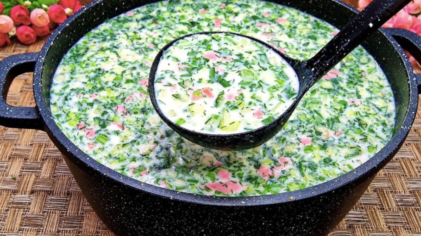 Два рецепта окрошки: классическая и с копченой курицей