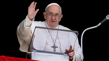 Папа Римський привітав людей з Великоднем та побажав миру - 285x160