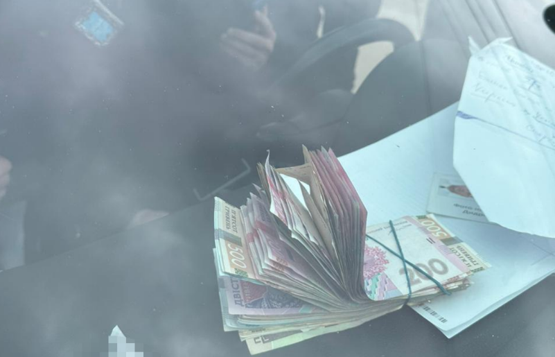 Чиновник Укртрансбезопасности может сесть за взятку