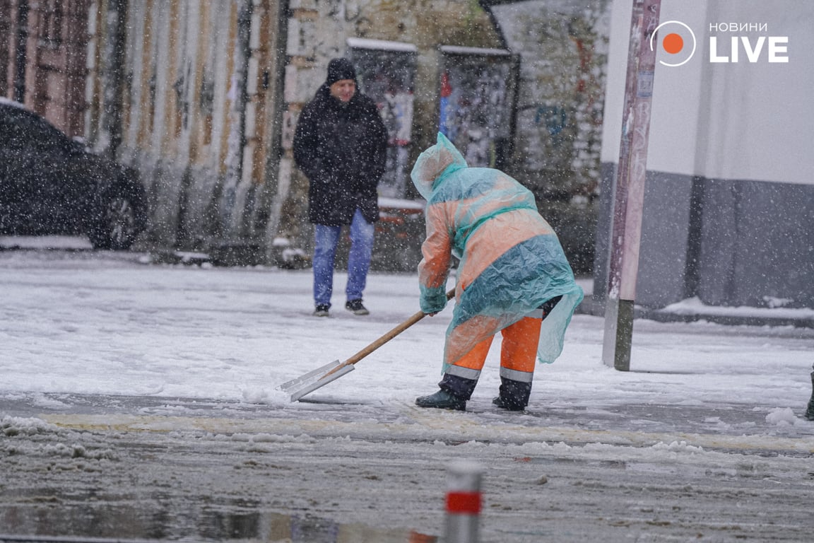 прибарання снігу в Києві