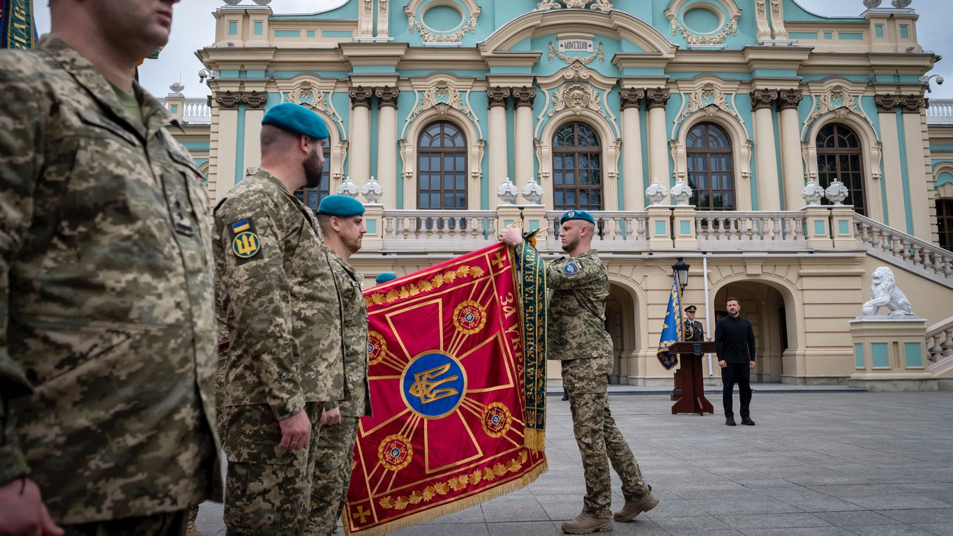Зеленський вручив нагороди бійцям морської піхоти - фото і відео - фото 3