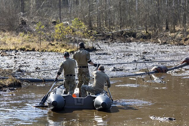 У Литві затонула бронемашина з військовими США
