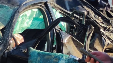 У жахливій ДТП у Києві загинули поліцейські - 304x171
