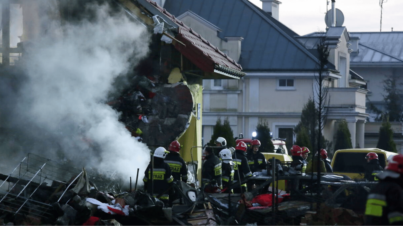 У Польщі внаслідок феєрверків у новорічну ніч сталося 700 пожеж, є жертви