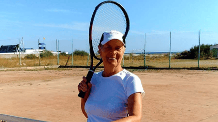 91-річна киянка здобула дві медалі на змаганнях із тенісу в Туреччині - 285x160