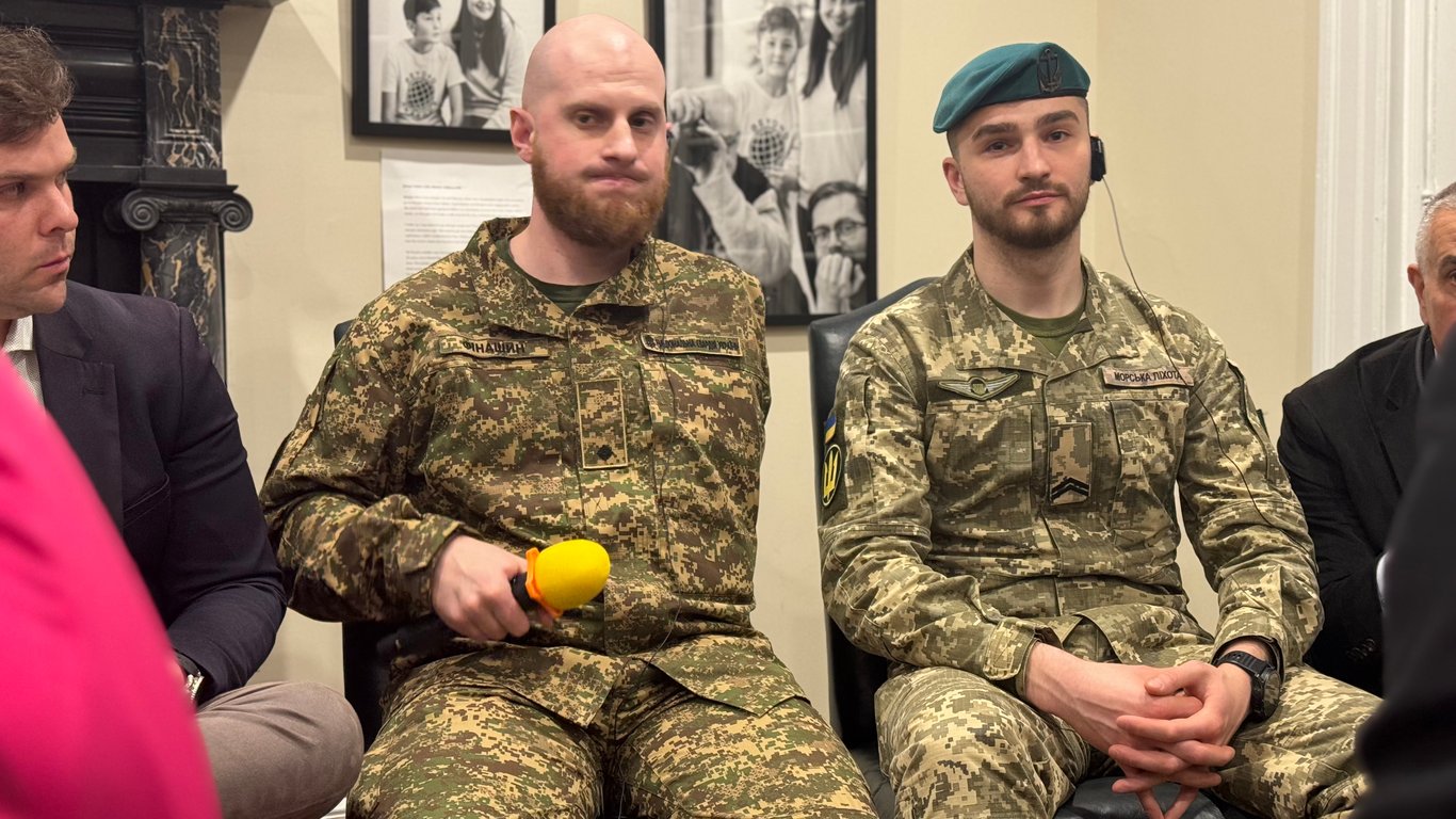 Ветераны войны в Украине рассказали свои истории американцам