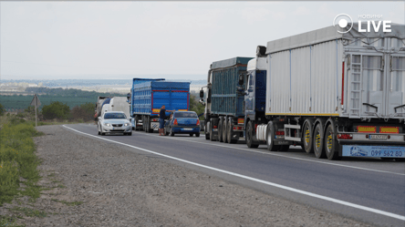 В Киеве ограничили движение крупногабаритного грузового транспорта - 285x160