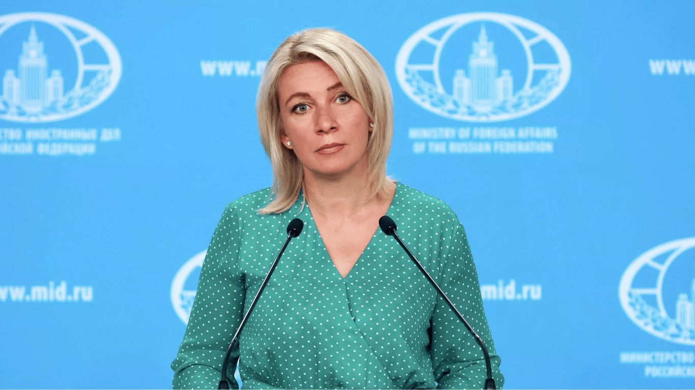 Захарова прокоментувала заяву Макрона про небажання "повного розгрому росії"