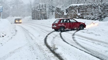 Правила торможения зимой — лайфхаки от опытных водителей - 285x160