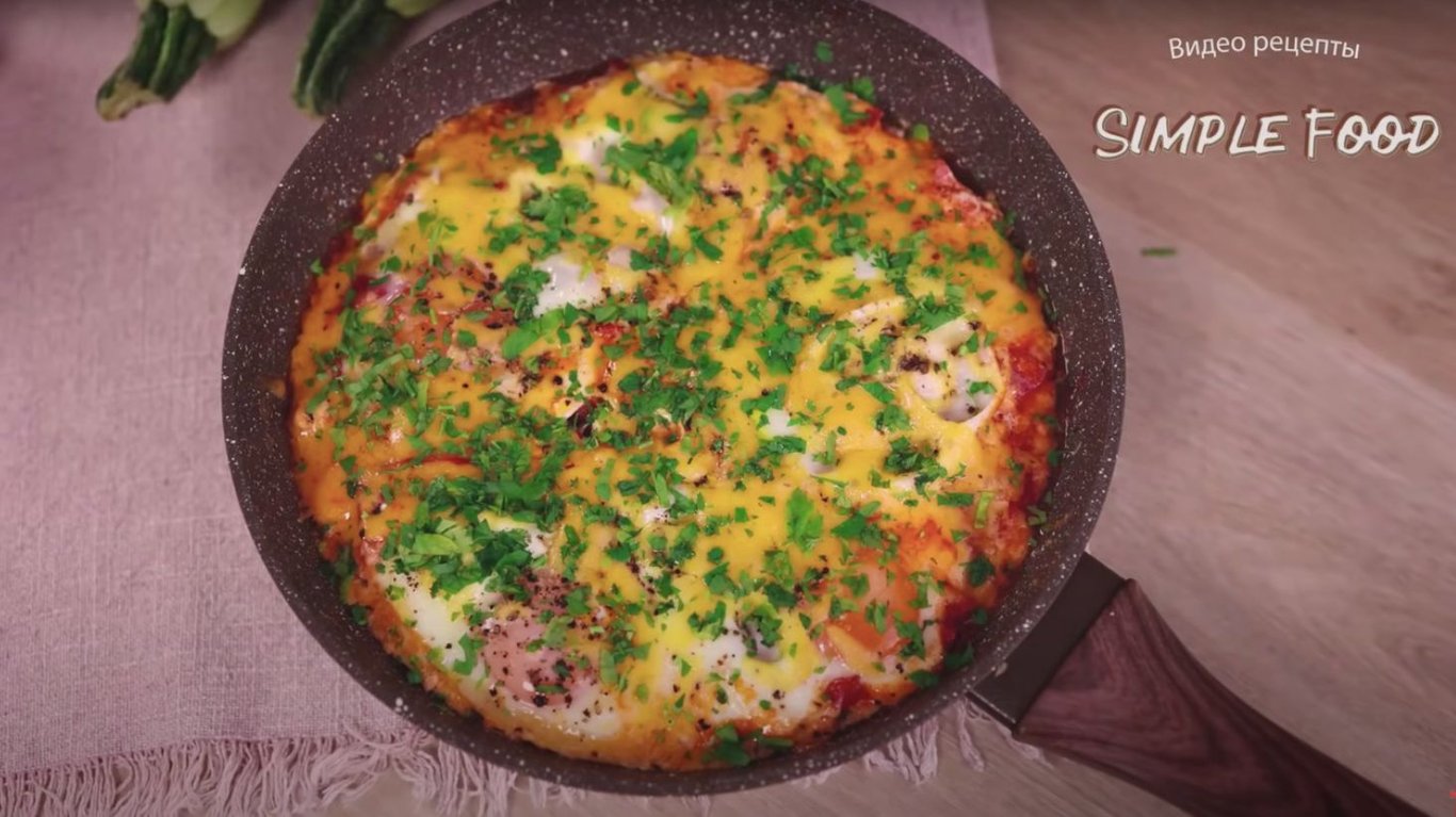 смачна яєчня на сніданок