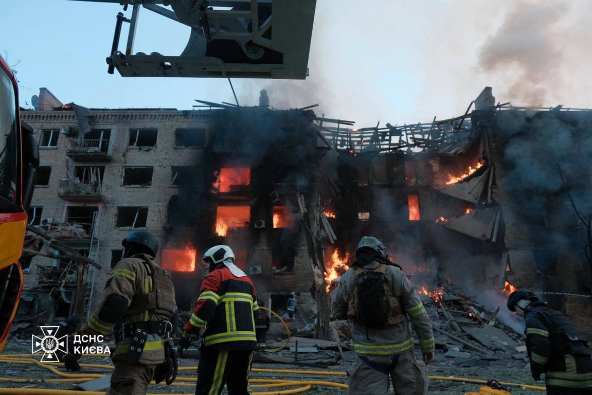 У Києві зруйновані будинки 24 травня
