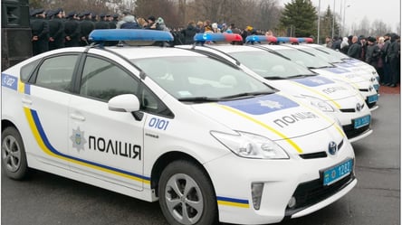 Одесит помочився на поліцейське авто — як його покарали - 285x160