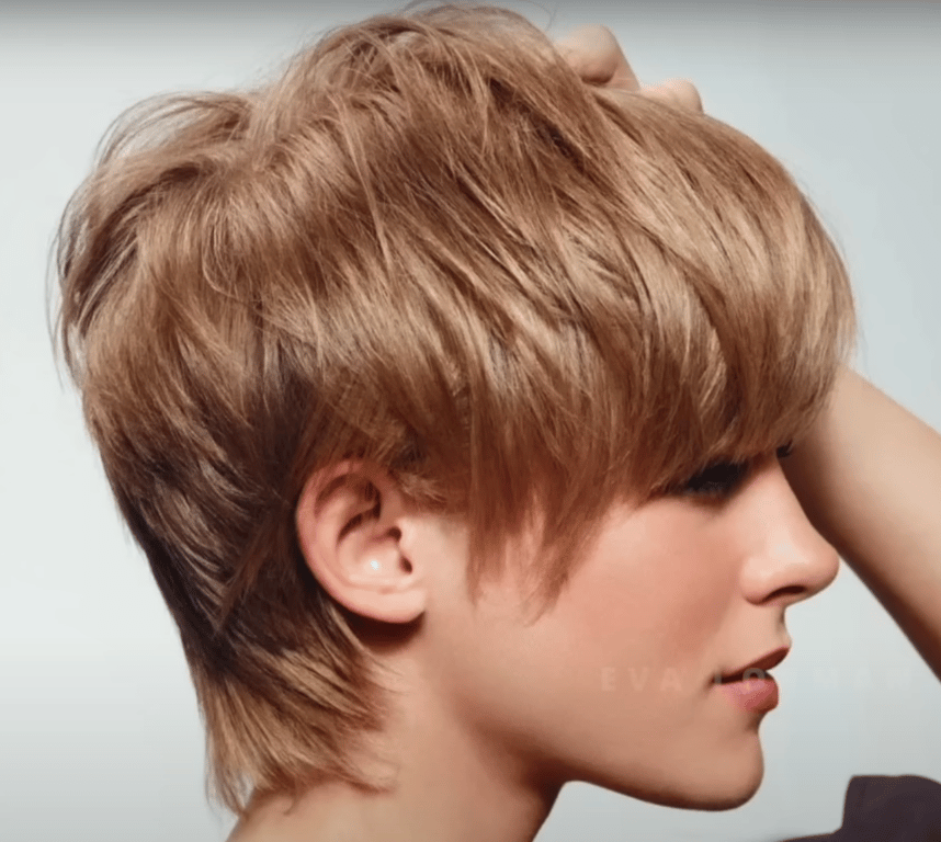 Стрижки для короткого волосся, що приховують вік - фото 1