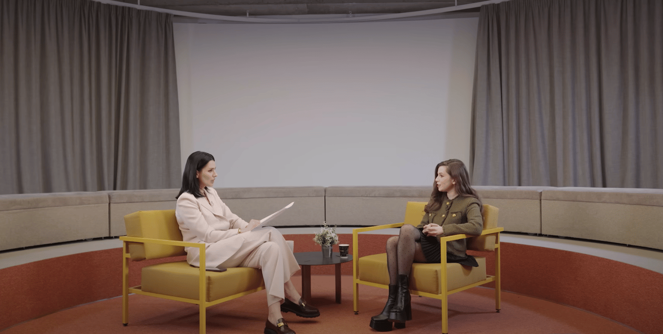 Интервью Кристины Соловий и Маши Ефросининой