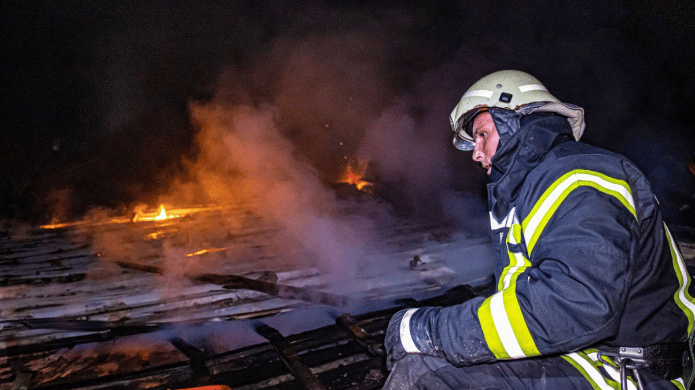 Последствия удара по Харькову 16 июня — поврежден комплекс отдыха