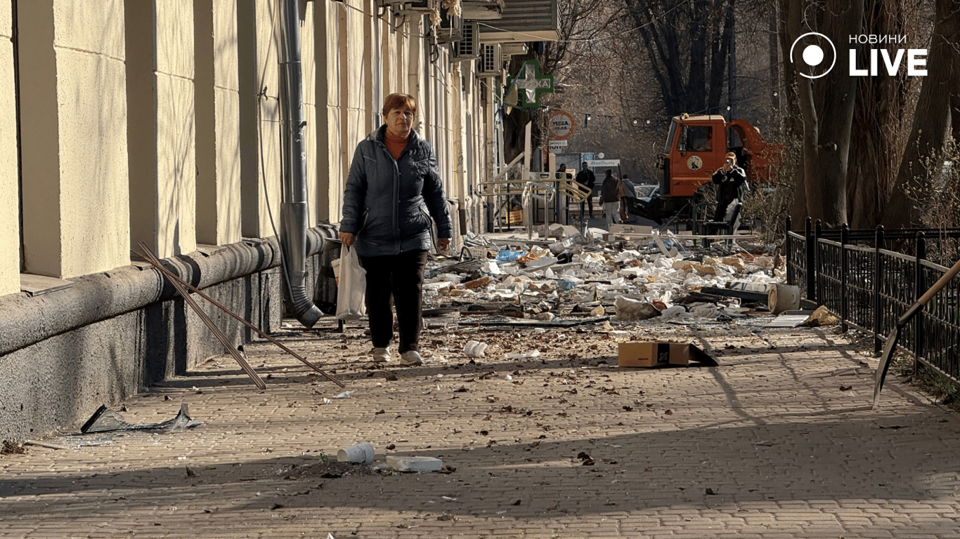 Росіяни атакували Одесу дронами, пошкоджено житлові будинки