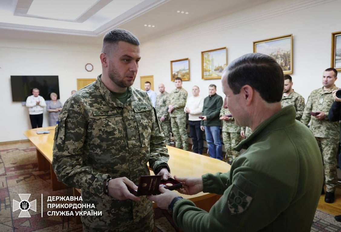 Пограничники награждены за мужество и героизм