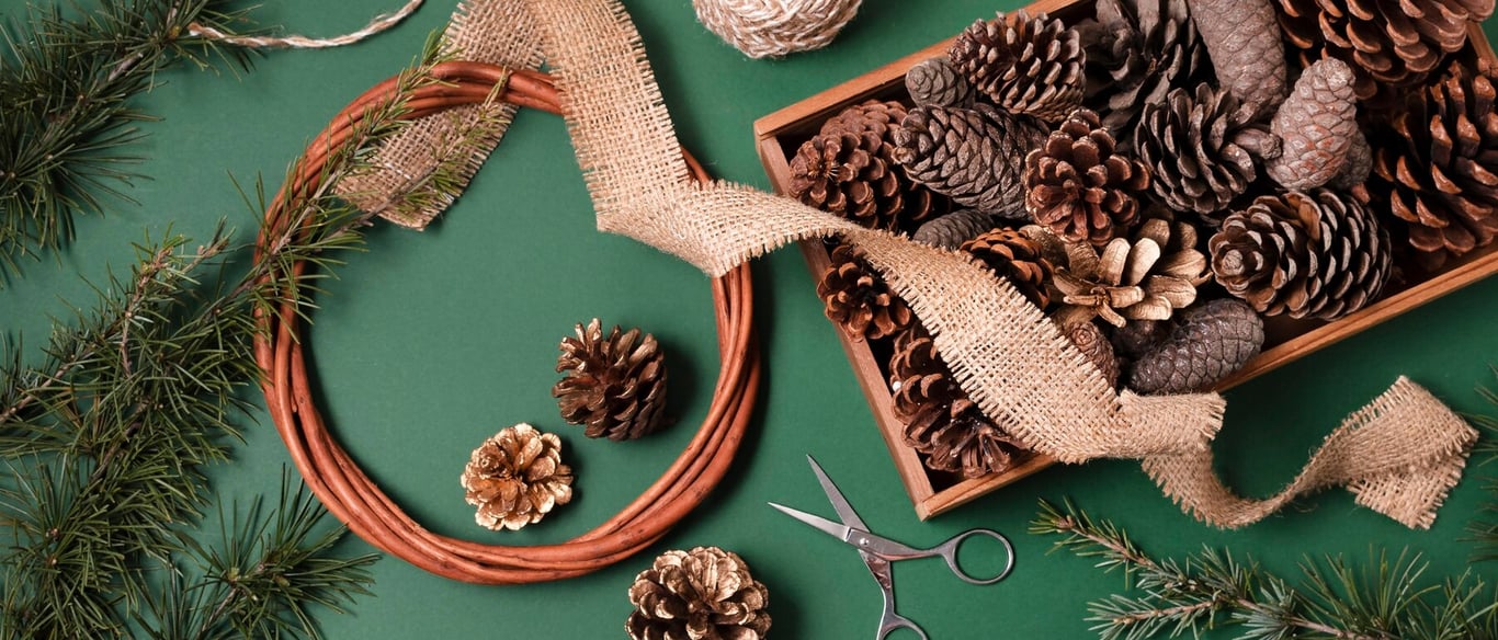 Как сделать новогодние игрушки своими руками — полезные лайфхаки