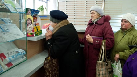 Некоторым пенсионерам в самом деле отменили выплаты — кто остался без денег - 285x160