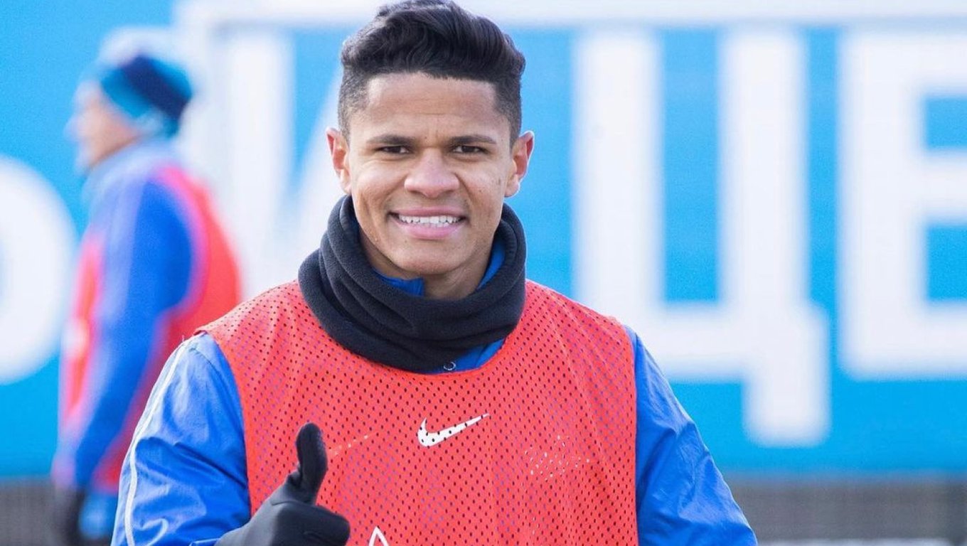 Дуглас Сантос