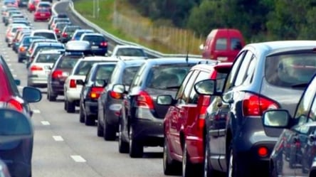 У Молдову вже не виїхати — ситуація на трасі Одеса-Рені - 285x160