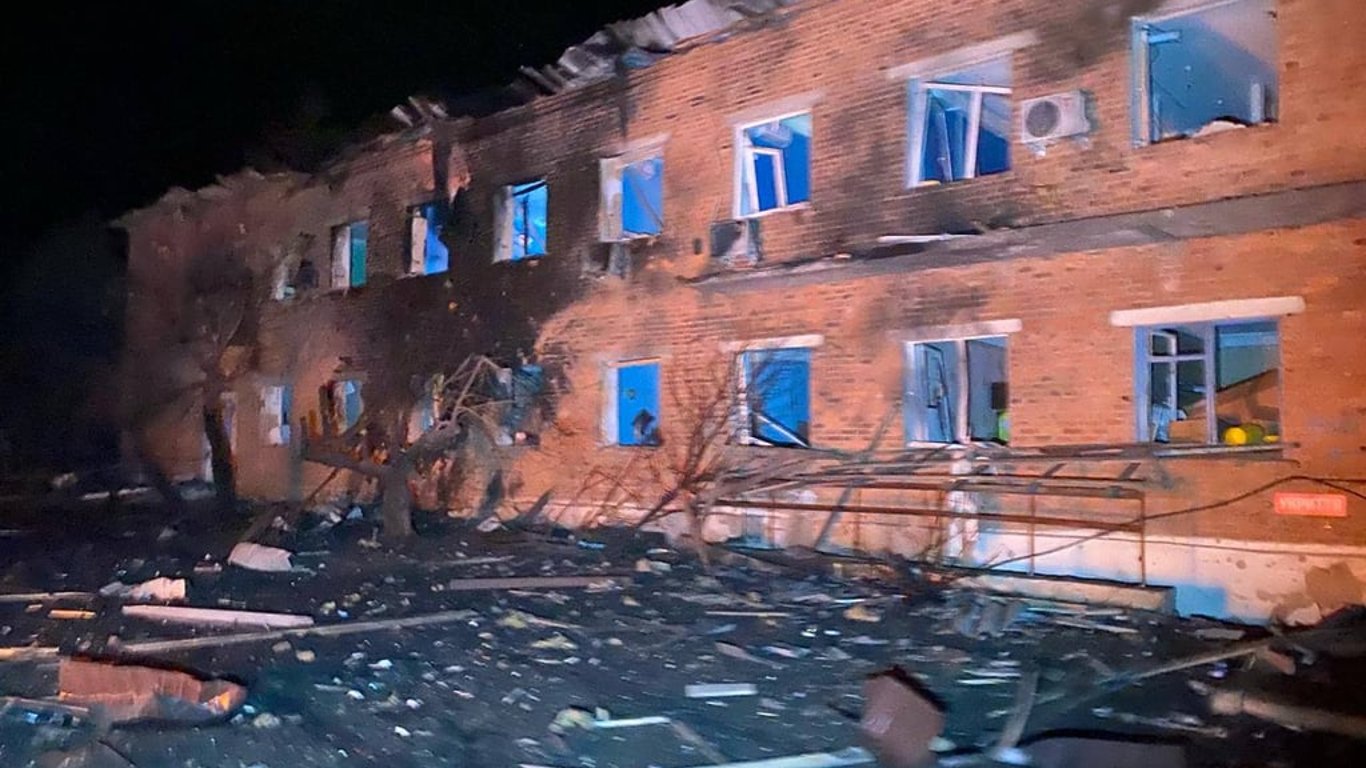 Ворог вночі масовано обстрілював Харківщину — в ОВА розповіли про наслідки