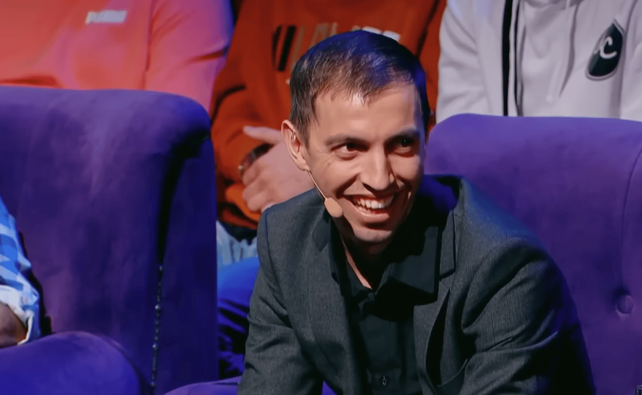 Иван Люленов в жюри "Лиги смеха"